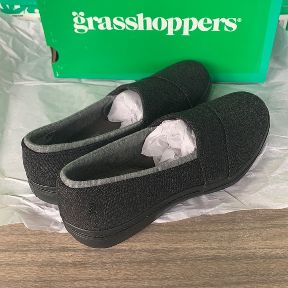 NIB Grasshoppers Siesta Denim Black Slip On Shoe - Picture 3 of 5